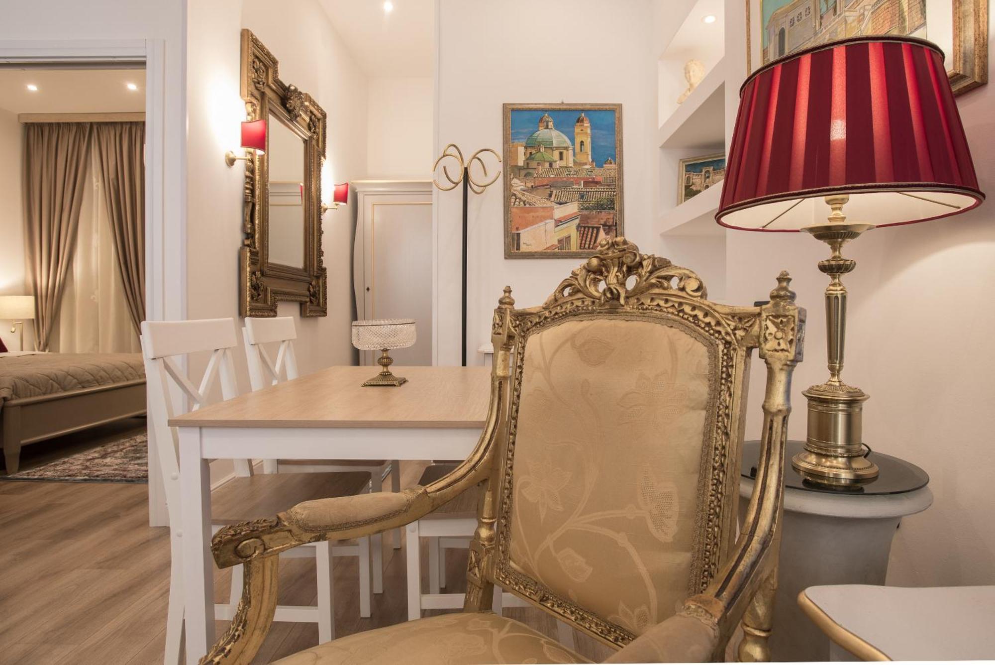 Apartment In The City Centre - Free Parking Cagliari Buitenkant foto